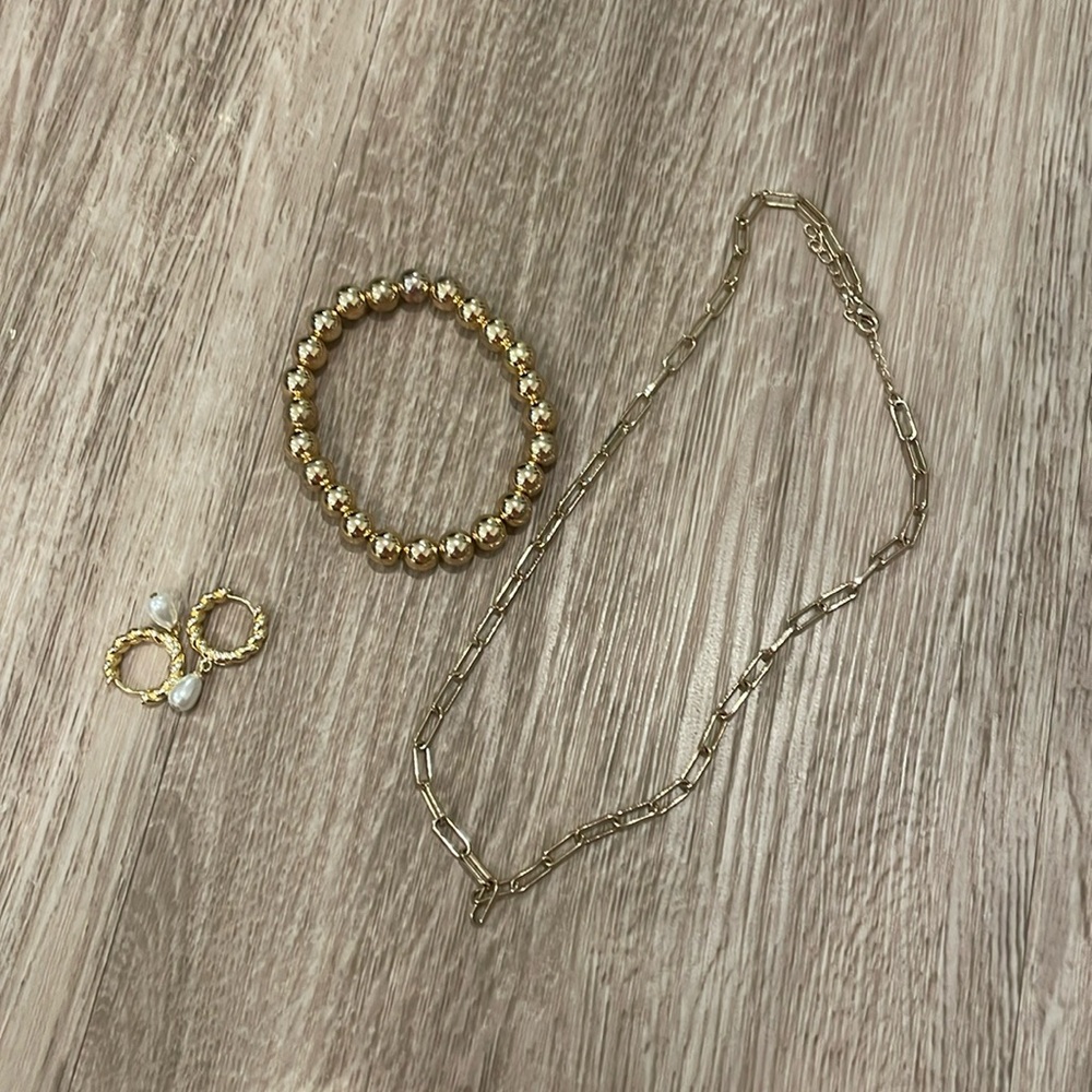 Target gold jewelry pack.